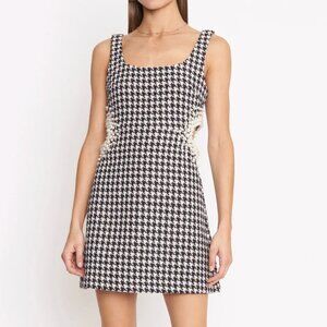 Never worn: XS SHAILENE DRESS